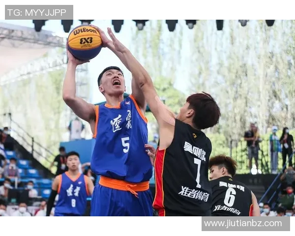 邹雨宸的篮球之路:从青涩少年到职业赛场的奋斗历程与成长故事 邹雨宸的篮球之路:从青涩少年到职业赛场的奋斗历程与成长故事