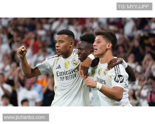 加维引领新潮流探讨足球战术与团队合作的完美结合 加维引领新潮流探讨足球战术与团队合作的完美结合