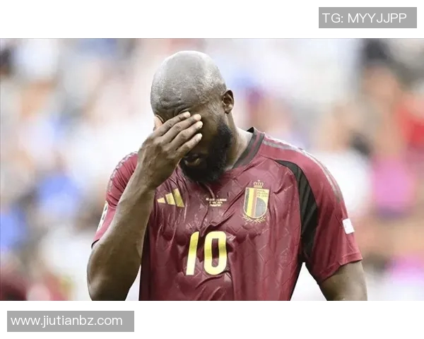 卢卡库在国际赛场的崛起与挑战解析:从天才少年到足球巨星的成长之路 卢卡库在国际赛场的崛起与挑战解析:从天才少年到足球巨星的成长之路