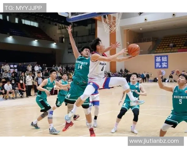 四川与广东篮球对决激战正酣谁能在赛场上笑到最后 四川与广东篮球对决激战正酣谁能在赛场上笑到最后