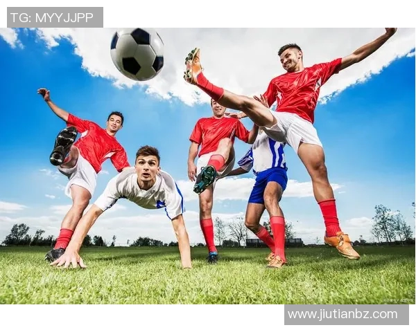 拉腊体育与飓风的激烈对决展现足球魅力与团队精神 拉腊体育与飓风的激烈对决展现足球魅力与团队精神