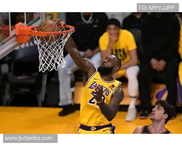 湖人热火激战正酣直播吧全程带你感受NBA精彩瞬间与赛场氛围