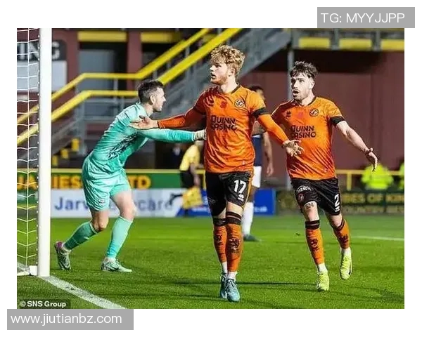 罗斯郡与邓迪联队激战正酣谁能在这场较量中笑到最后