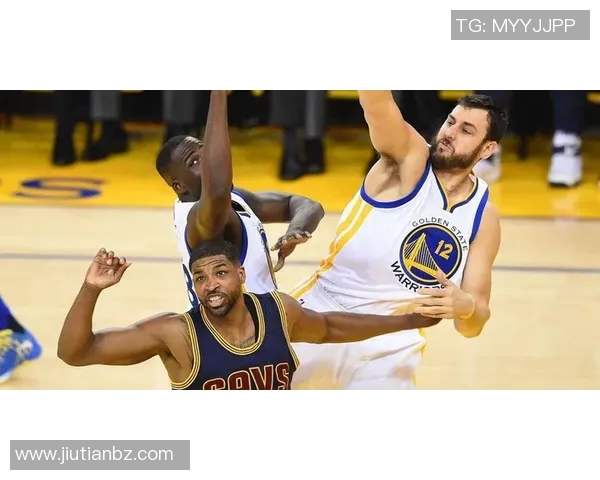 约纳斯瓦兰丘纳斯的篮球之路与成长历程探讨