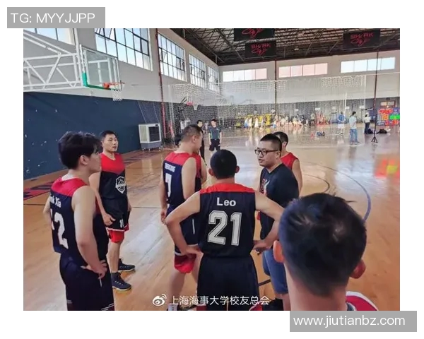 重庆篮球队杯赛表现分析：团队协作如何助力胜利与成长